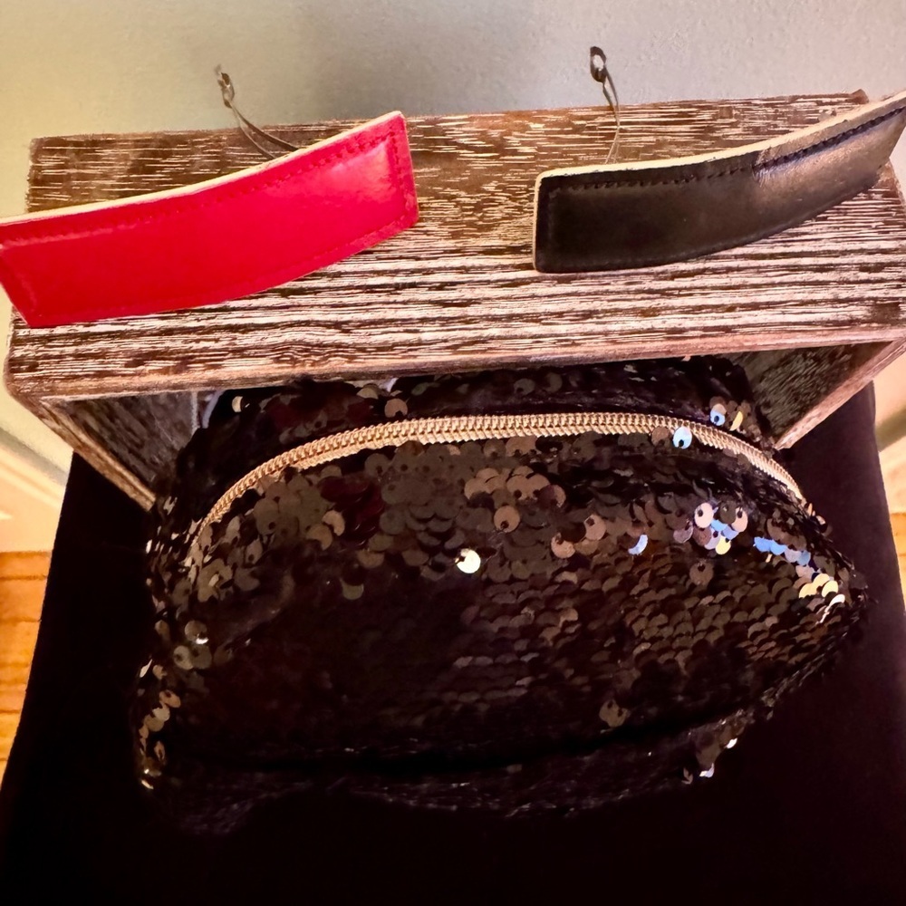 NWT NOBO black sequined bag & genuine leather hair accessories in red & black - Picture 2 of 11